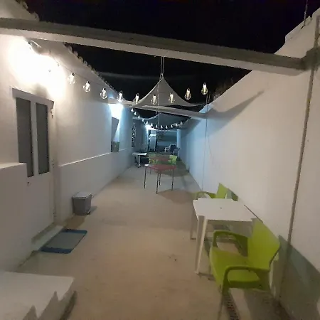 Δωμάτια σε οικογενειακή κατοικία Ibiza Independent Bedroom And Bathroom